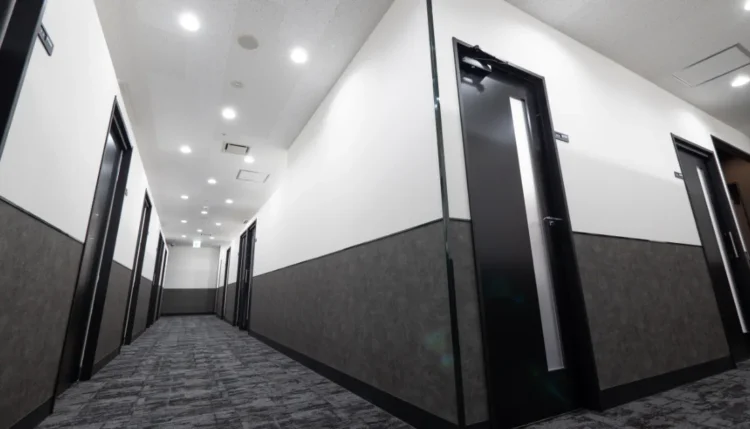 ゴリラクリニック池袋院の廊下